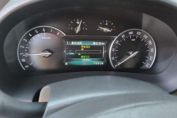 Used Buick GL8 2017 ES 28T Comfort Model China V Standard Odometer Close Up