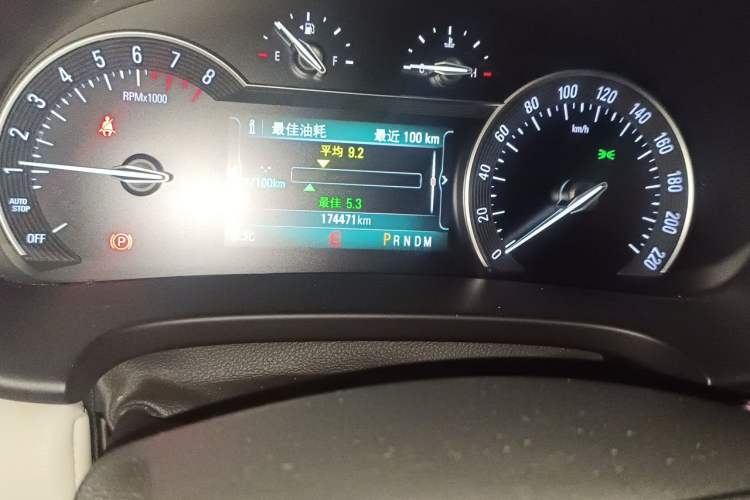 Used Buick GL8 2017 ES 28T Comfort Model China V Standard Odometer Close Up