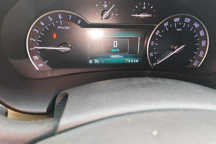 Used Buick GL8 2017 ES 28T Premium Version China V Standard Odometer Close Up
