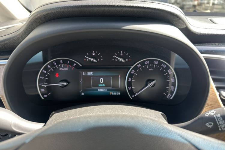 Used Buick GL8 2017 ES 28T Comfort Model China V Standard Odometer Close Up