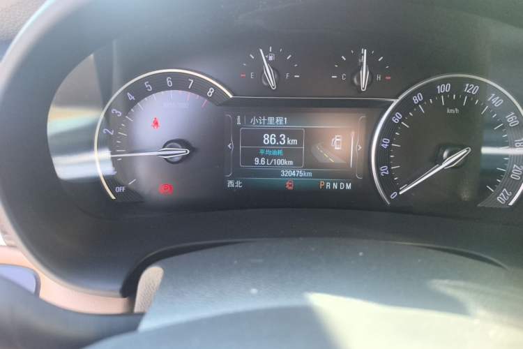 Used Buick GL8 2017 ES 28T Flagship Model China V Standard Odometer Close Up