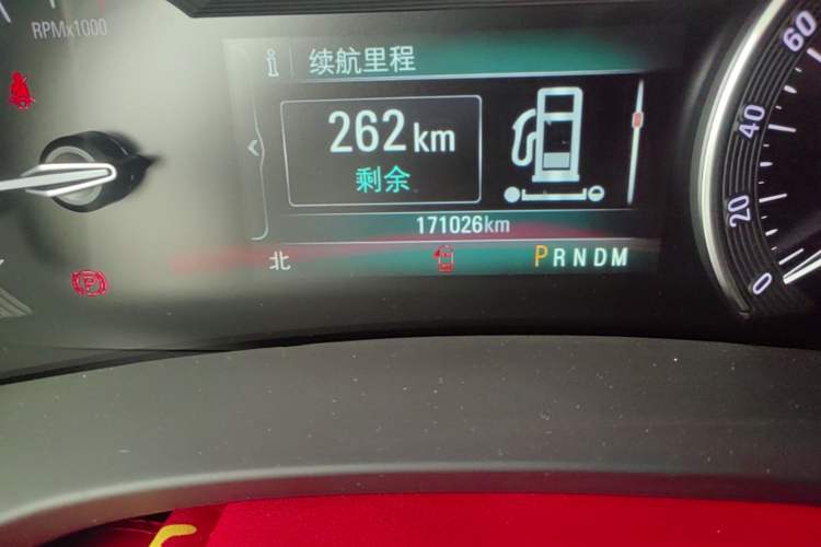 Used Buick GL8 2017 ES 28T Flagship Model China V Standard Odometer Close Up