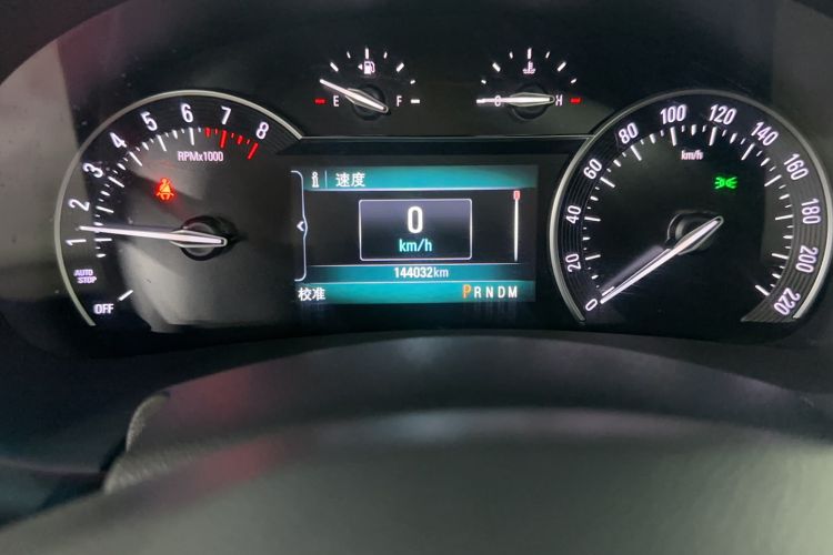 Used Buick GL8 2017 ES 28T Comfort Model China V Standard Odometer Close Up