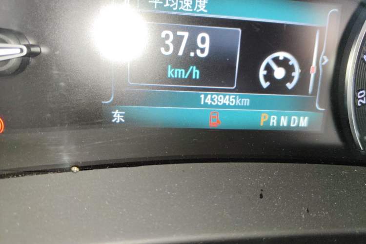 Used Buick GL8 2017 ES 28T Comfort Model China V Standard Odometer Close Up