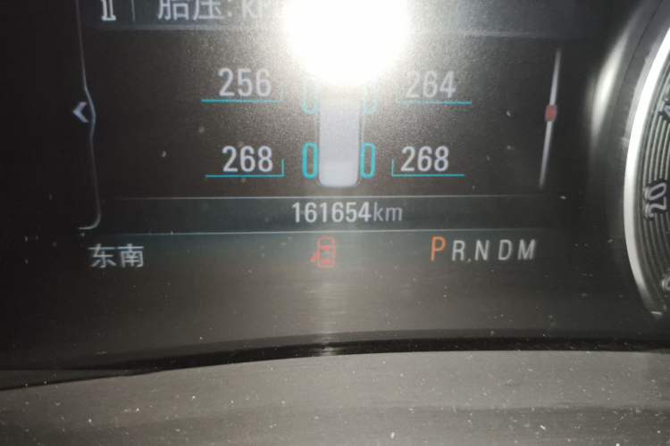 Used Buick GL8 2017 ES 28T Flagship Model China V Standard Odometer Close Up