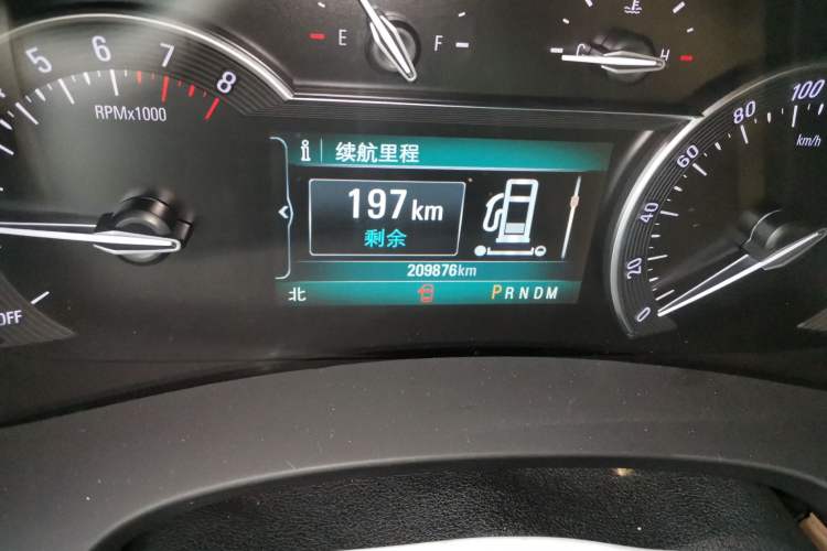 Used Buick GL8 2017 ES 28T Flagship Model China V Standard Odometer Close Up
