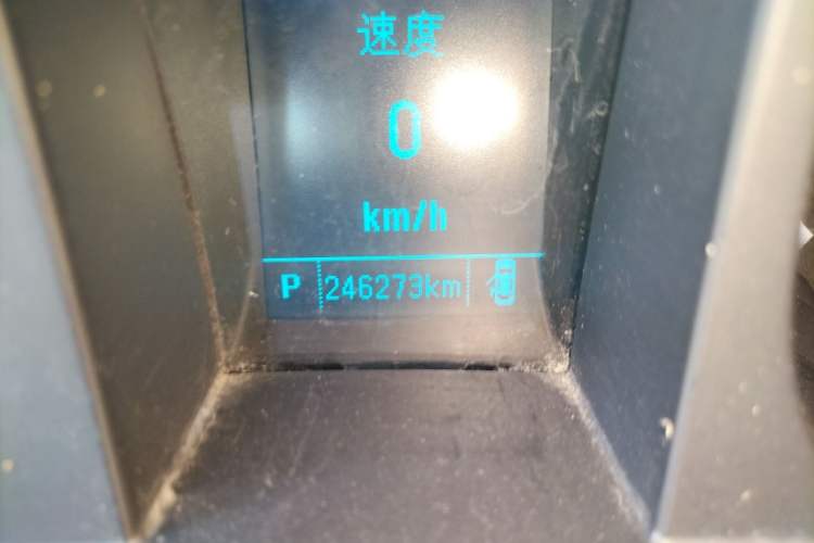 Used Buick GL8 2017 25S Luxury Version China V Standard Odometer Close Up