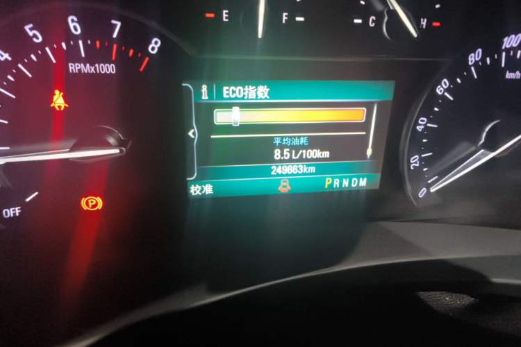 Used Buick GL8 2017 ES 28T Comfort Model China V Standard Odometer Close Up