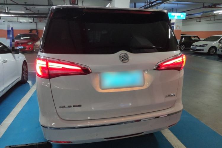Used Buick GL8 2017 ES 28T Premium Version China V Standard Rear