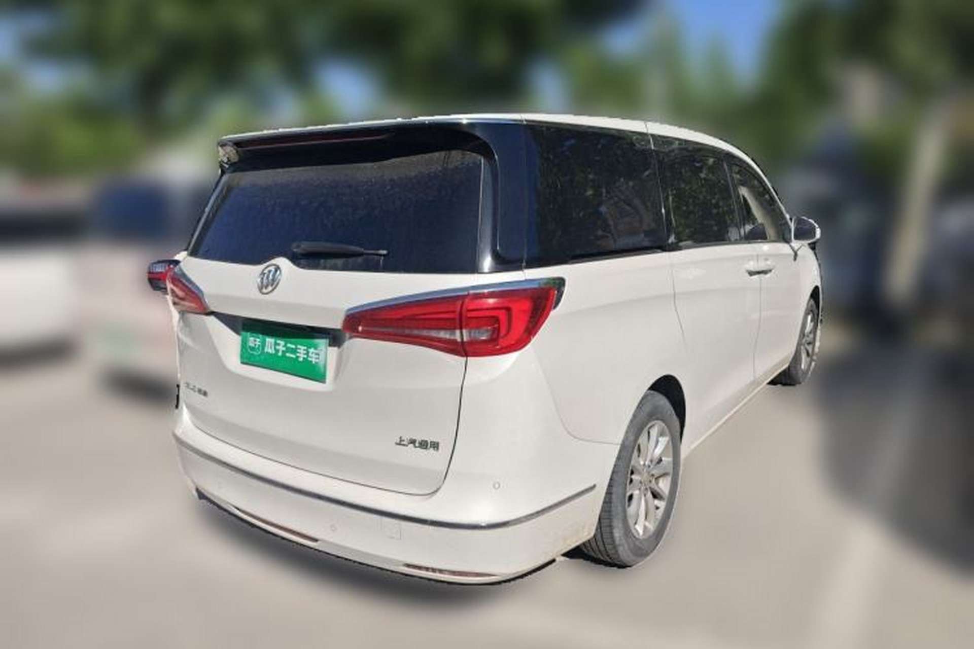 Used Buick GL8 2017 ES 28T Premium Version China V Standard Rear Right 45 Deg
