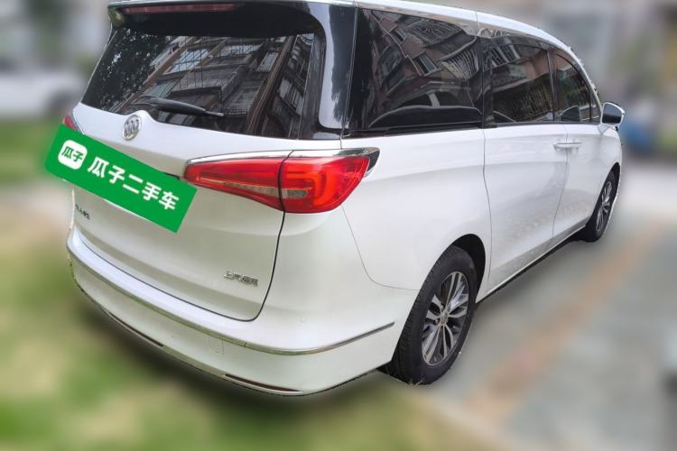 Used Buick GL8 2017 ES 28T Luxury Model China V Standard Rear Right 45 Deg