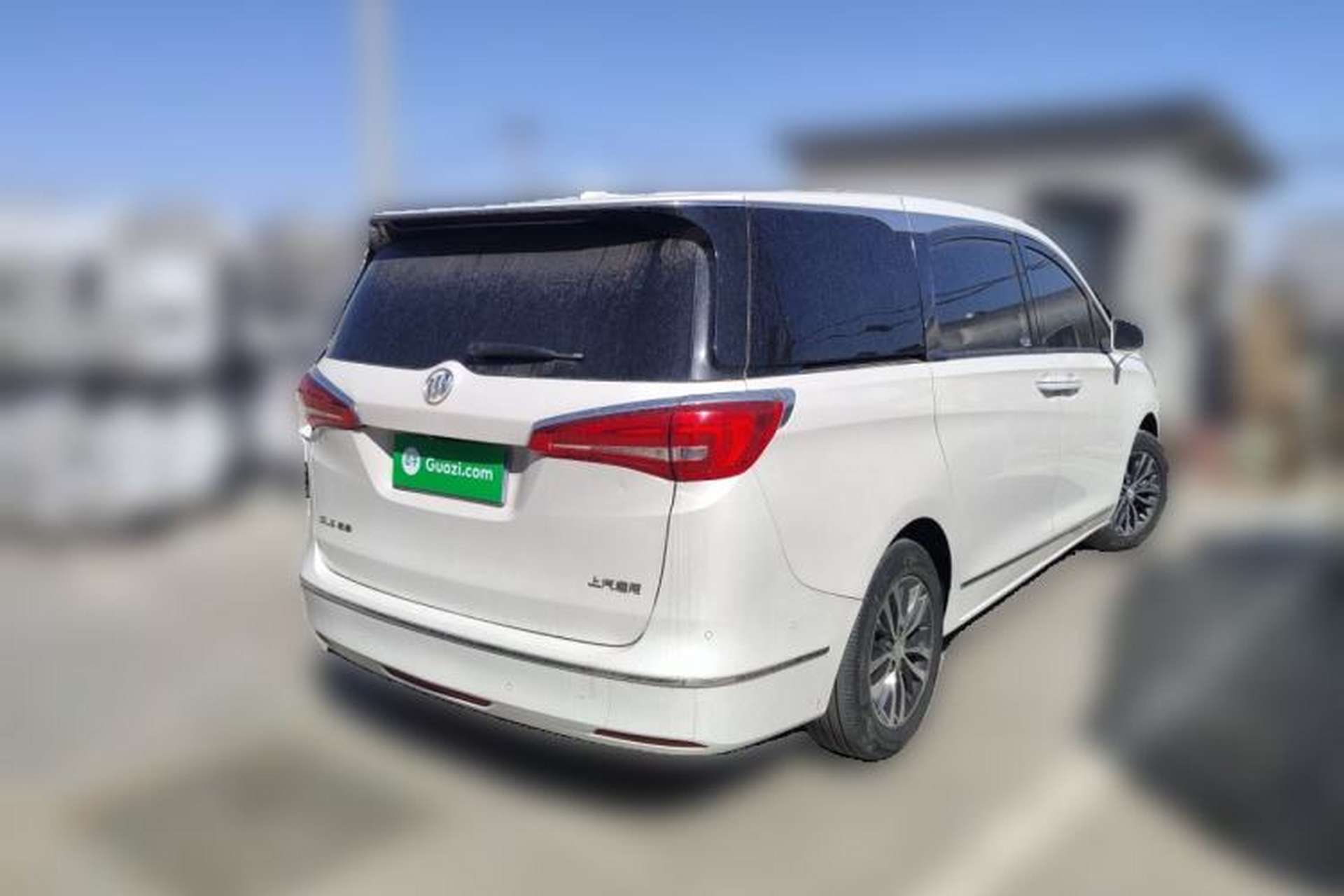 Used Buick GL8 2017 ES 28T Flagship Model China V Standard Rear Right 45 Deg