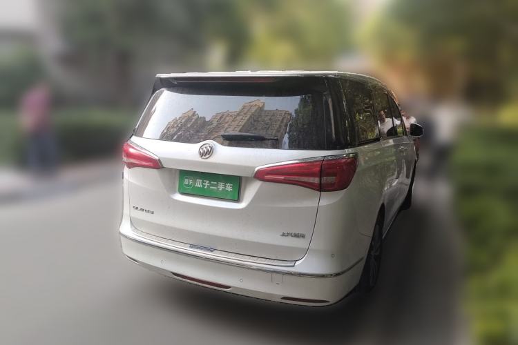 Used Buick GL8 2017 ES 28T Luxury Model China V Standard Rear Right 45 Deg
