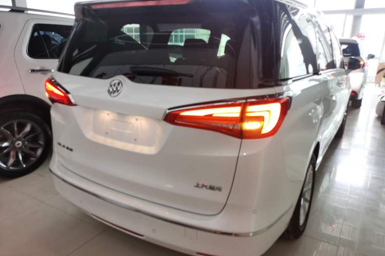 Used Buick GL8 2017 ES 28T Premium Version China V Standard Rear Right 45 Deg