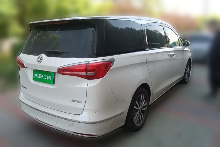 Used Buick GL8 2017 ES 28T Luxury Model China V Standard Rear Right 45 Deg
