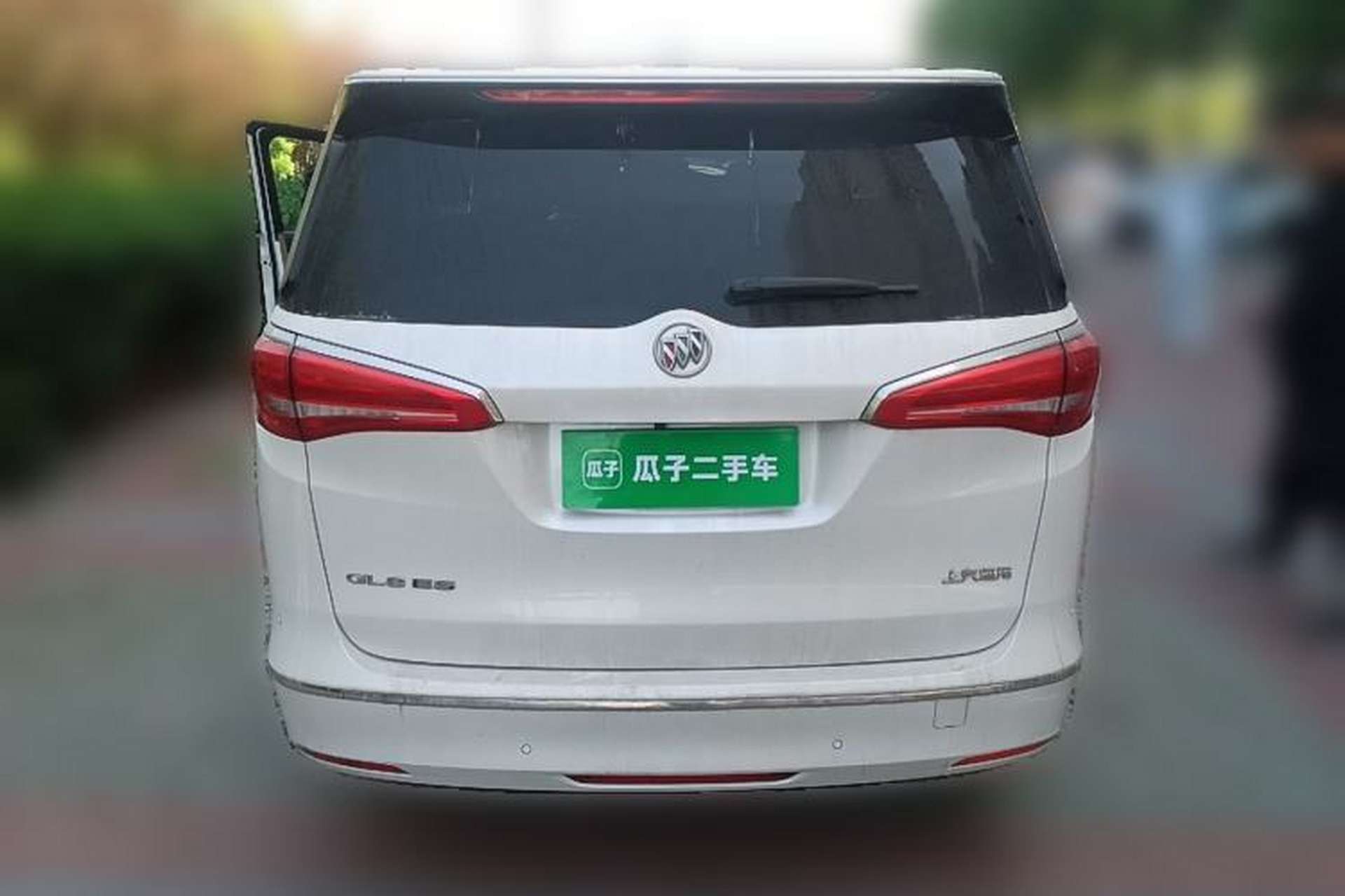 Used Buick GL8 2017 ES 28T Luxury Model China V Standard Rear
