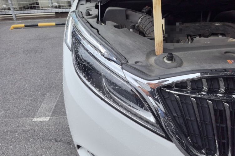 Used Buick GL8 2017 ES 28T Luxury Model China V Standard Right Front Headlight