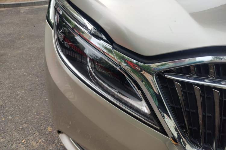 Used Buick GL8 2017 ES 28T Luxury Model China V Standard Right Front Headlight
