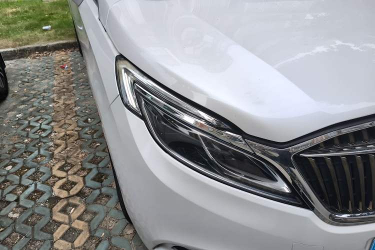 Used Buick GL8 2017 ES 28T Luxury Model China V Standard Right Front Headlight