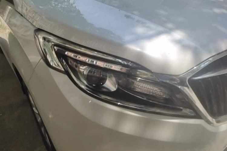 Used Buick GL8 2017 ES 28T Comfort Model China V Standard Right Front Headlight