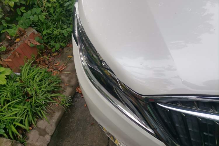 Used Buick GL8 2017 ES 28T Comfort Model China V Standard Right Front Headlight