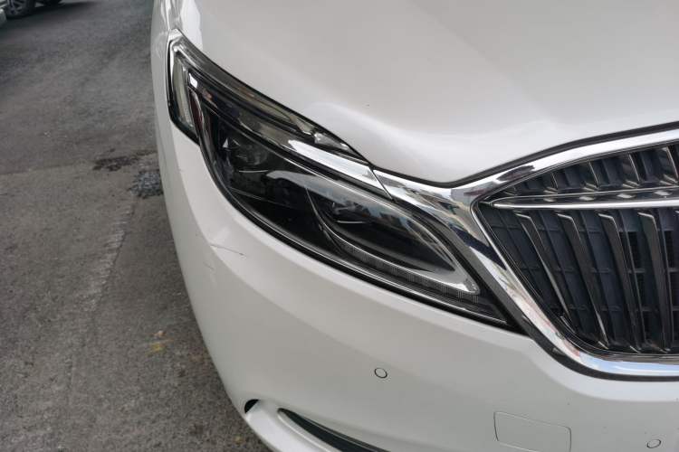 Used Buick GL8 2017 ES 28T Flagship Model China V Standard Right Front Headlight