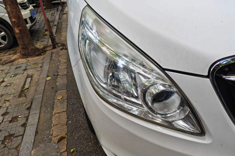 Used Buick GL8 2017 25S Comfort Version China V Standard Right Front Headlight