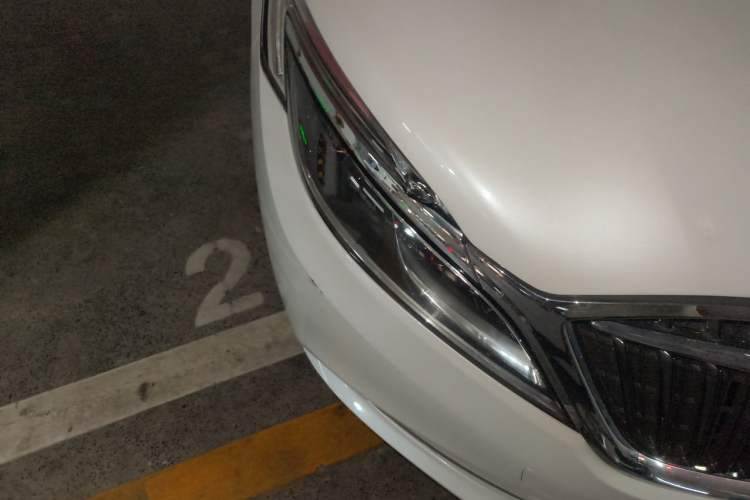 Used Buick GL8 2017 ES 28T Luxury Model China V Standard Right Front Headlight