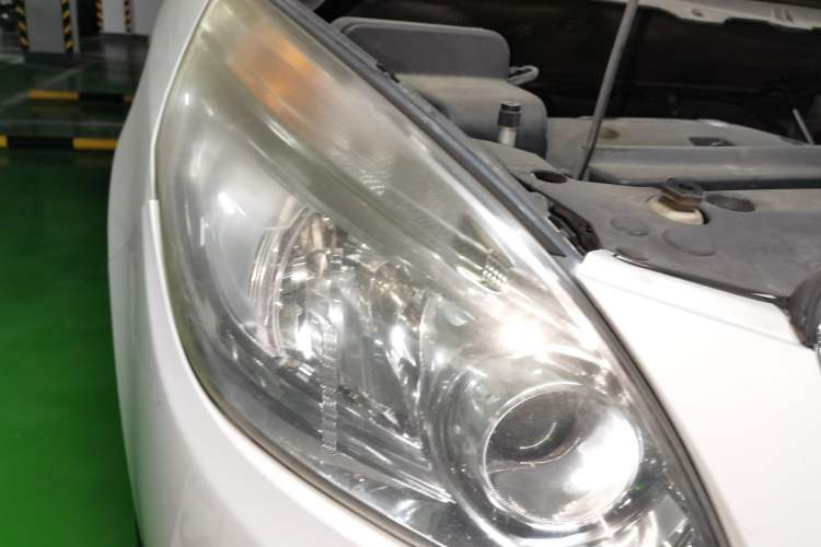Used Buick GL8 2017 25S Luxury Version China V Standard Right Front Headlight