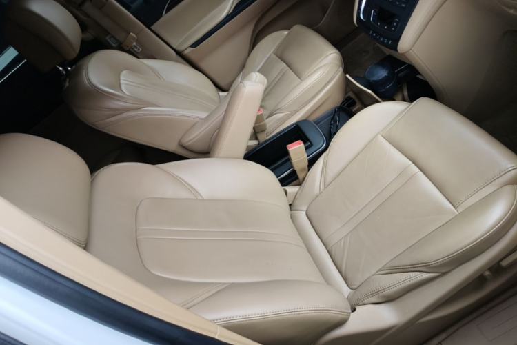 Used Buick GL8 2017 ES 28T Premium Version China V Standard Right Front Seat