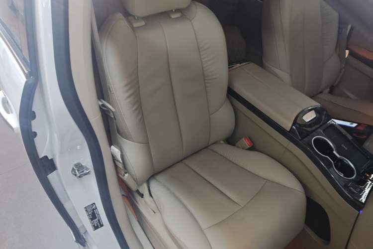 Used Buick GL8 2017 25S Prestige Version China V Standard Right Front Seat