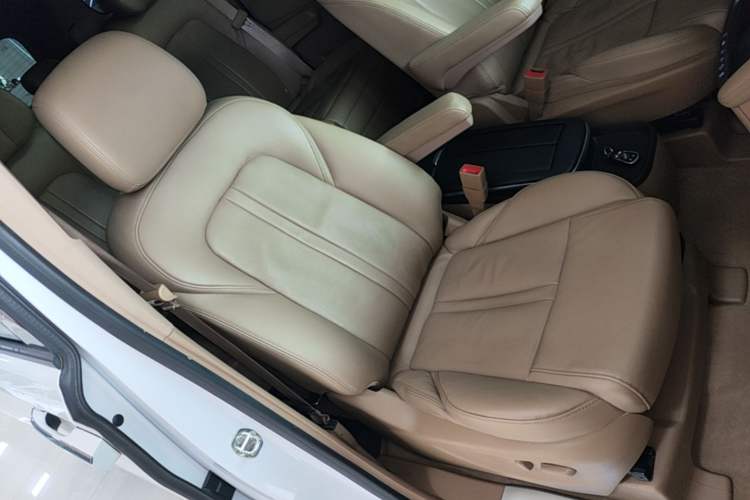 Used Buick GL8 2017 ES 28T Flagship Model China V Standard Right Front Seat