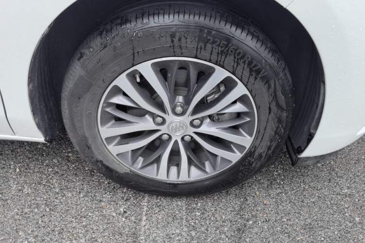Used Buick GL8 2017 ES 28T Luxury Model China V Standard Right Front Wheel Hub