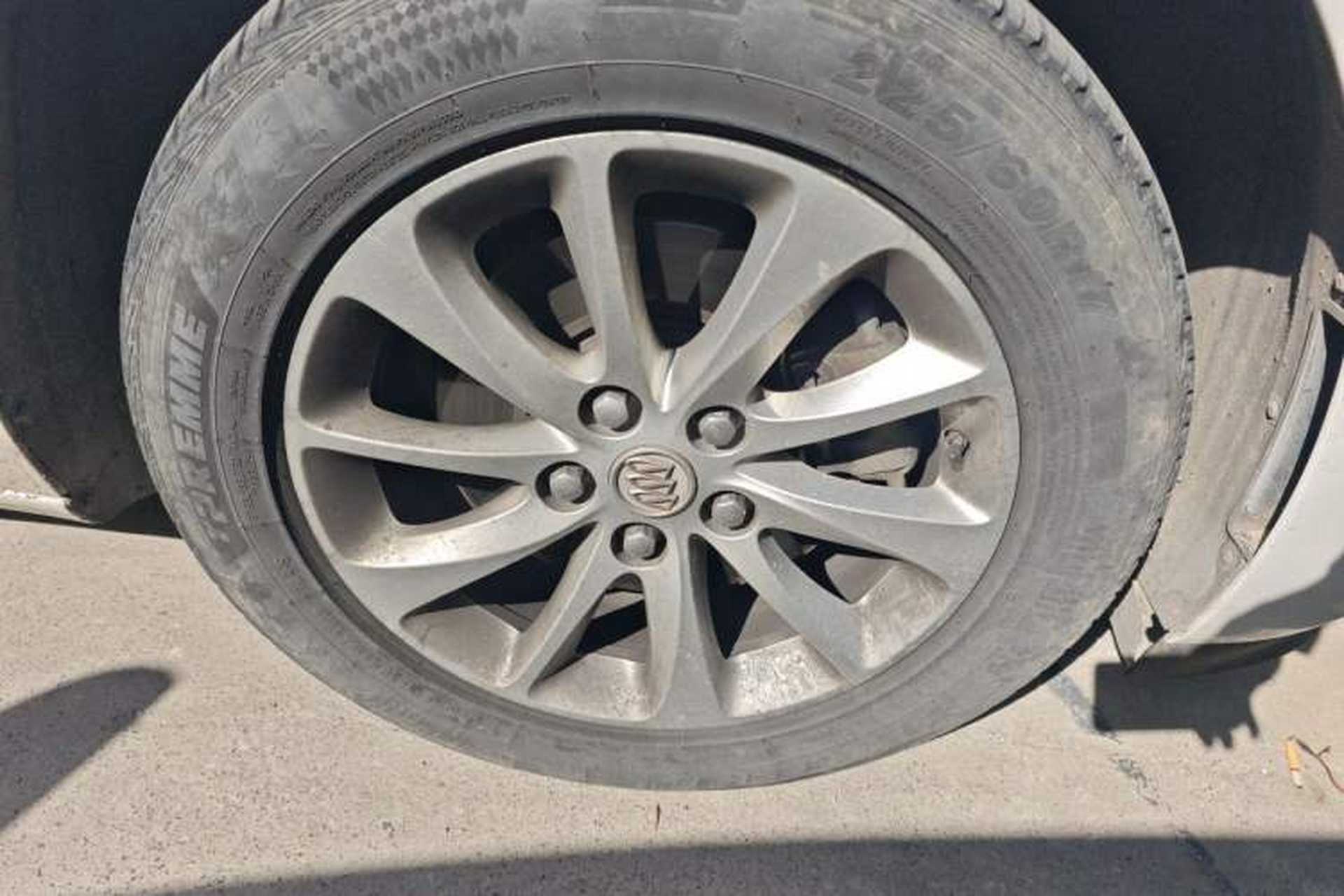 Used Buick GL8 2017 ES 28T Premium Version China V Standard Right Front Wheel Hub