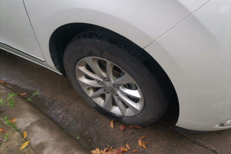 Used Buick GL8 2017 ES 28T Comfort Model China V Standard Right Front Wheel Hub