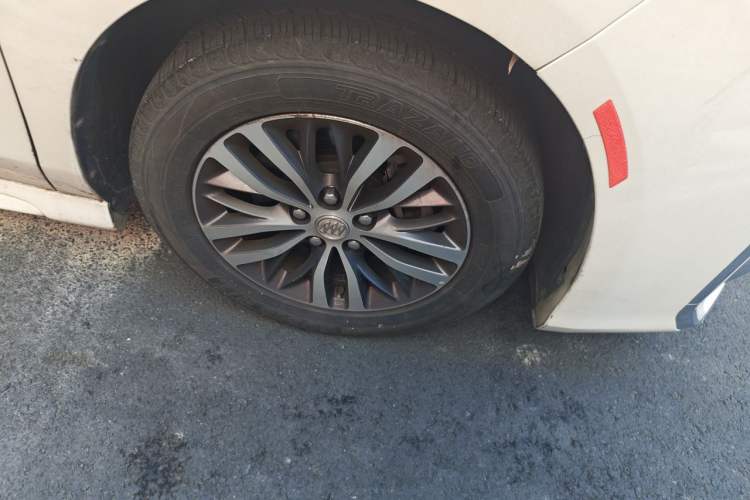 Used Buick GL8 2017 ES 28T Comfort Model China V Standard Right Front Wheel Hub