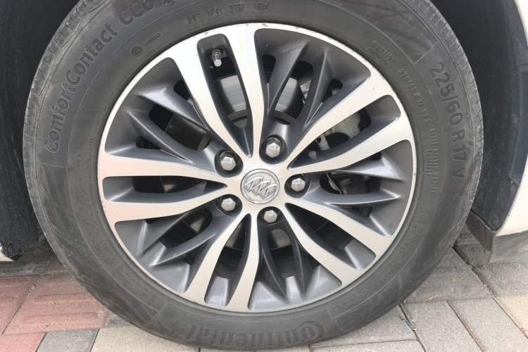 Used Buick GL8 2017 ES 28T Luxury Model China V Standard Right Front Wheel Hub
