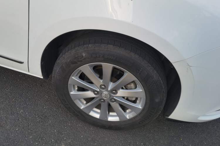 Used Buick GL8 2017 25S Luxury Version China V Standard Right Front Wheel Hub