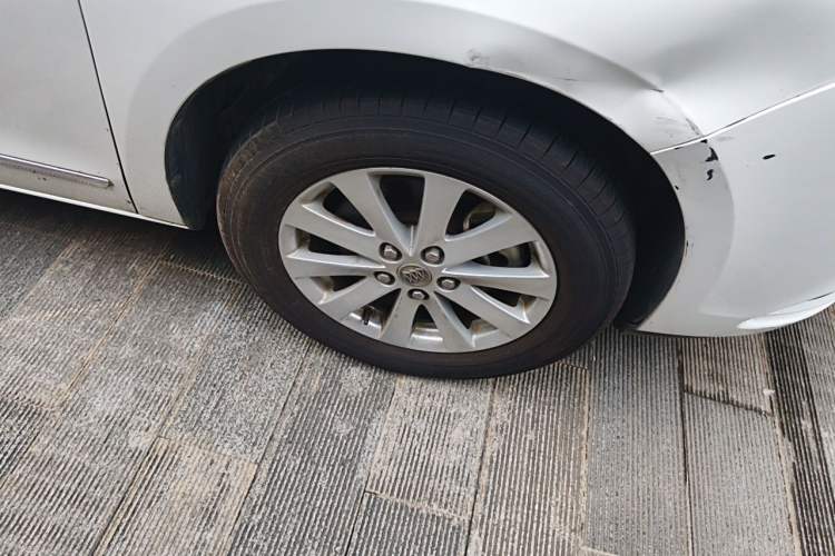 Used Buick GL8 2017 25S Luxury Version China V Standard Right Front Wheel Hub