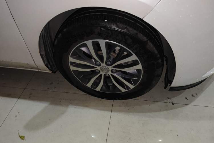 Used Buick GL8 2017 ES 28T Luxury Model China V Standard Right Front Wheel Hub