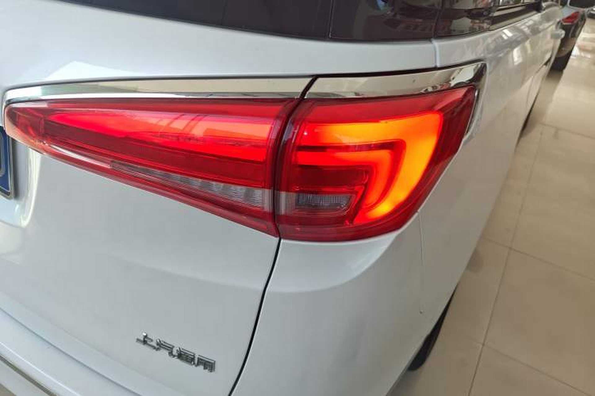 Used Buick GL8 2017 ES 28T Premium Version China V Standard Right Rear Taillight