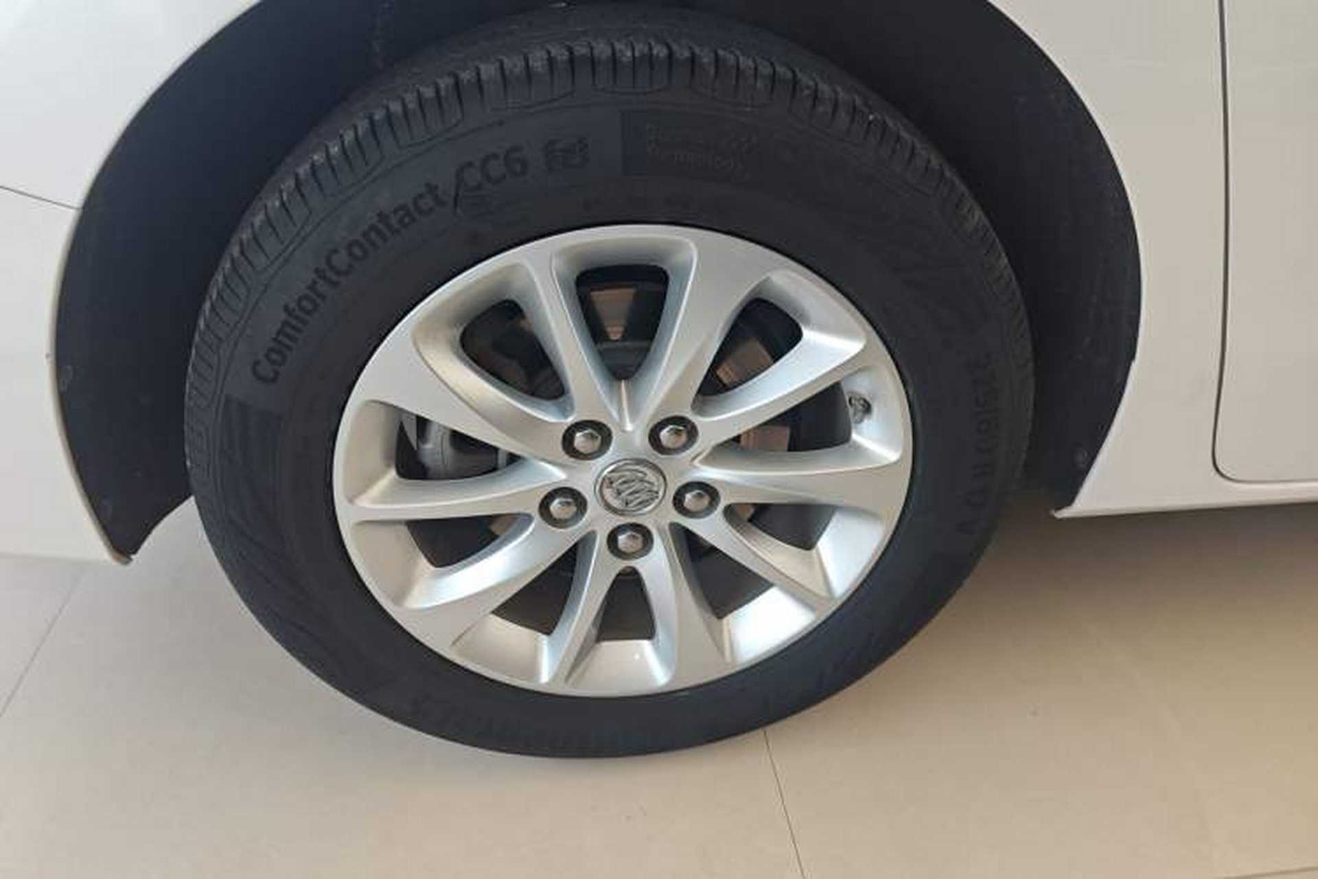 Used Buick GL8 2017 ES 28T Premium Version China V Standard Right Rear Wheel Hub