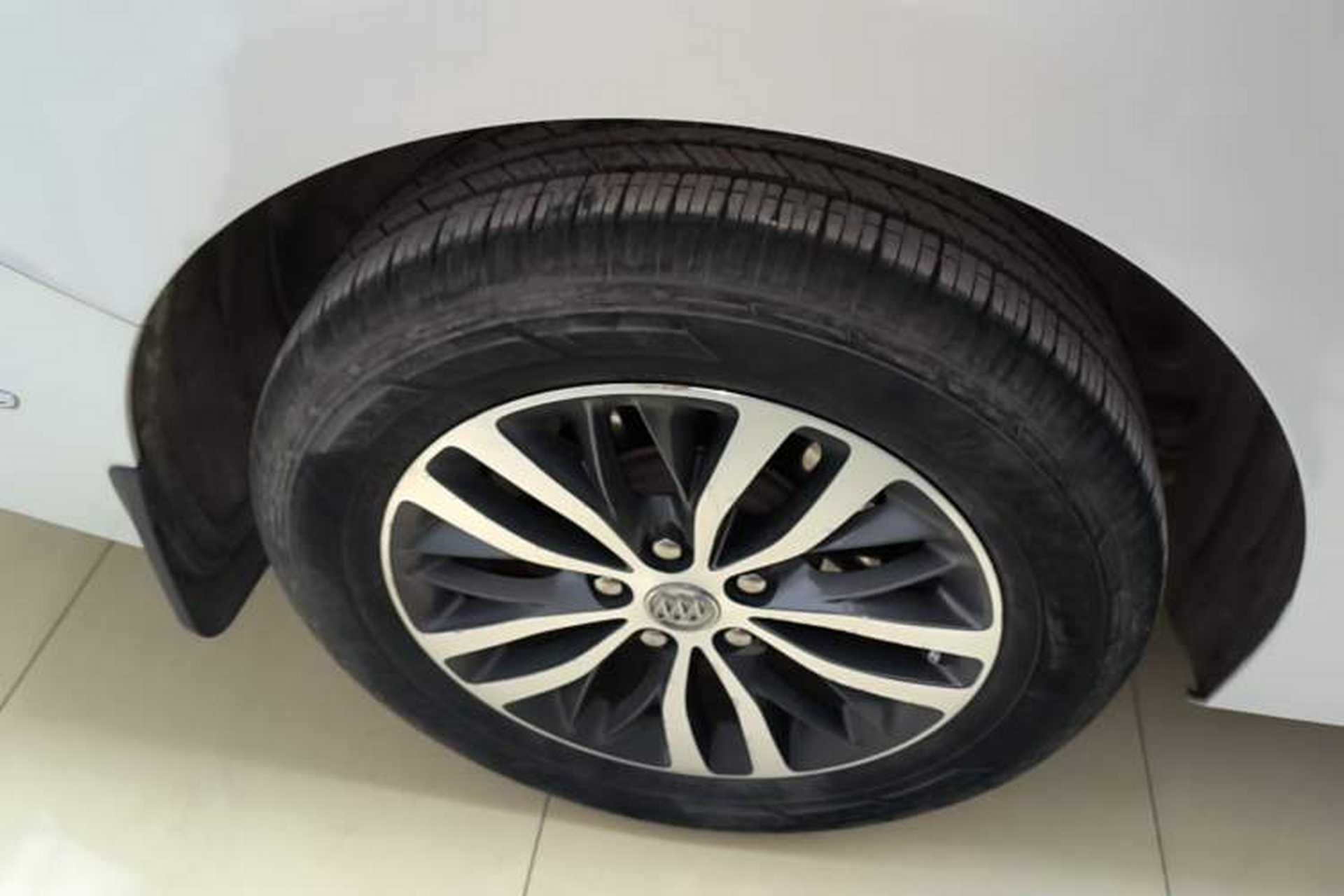 Used Buick GL8 2017 ES 28T Luxury Model China V Standard Right Rear Wheel Hub
