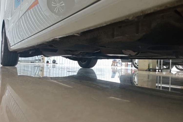 Used Buick GL8 2017 ES 28T Comfort Model China V Standard Right Side Sill