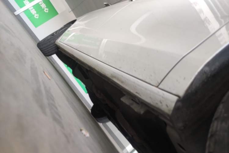 Used Buick GL8 2017 ES 28T Luxury Model China V Standard Right Side Sill