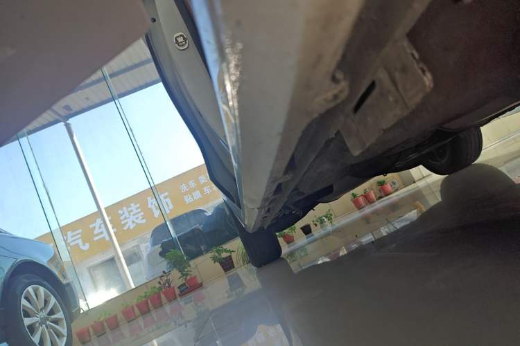 Used Buick GL8 2017 ES 28T Premium Version China V Standard Right Side Sill