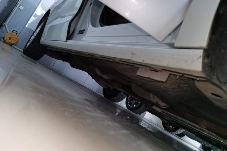 Used Buick GL8 2017 ES 28T Premium Version China V Standard Right Side Sill