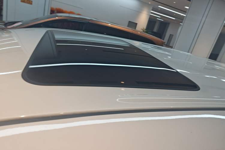Used Buick GL8 2017 25S Prestige Version China V Standard Roof