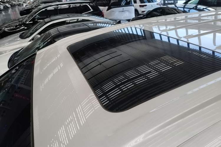 Used Buick GL8 2017 ES 28T Premium Version China V Standard Roof