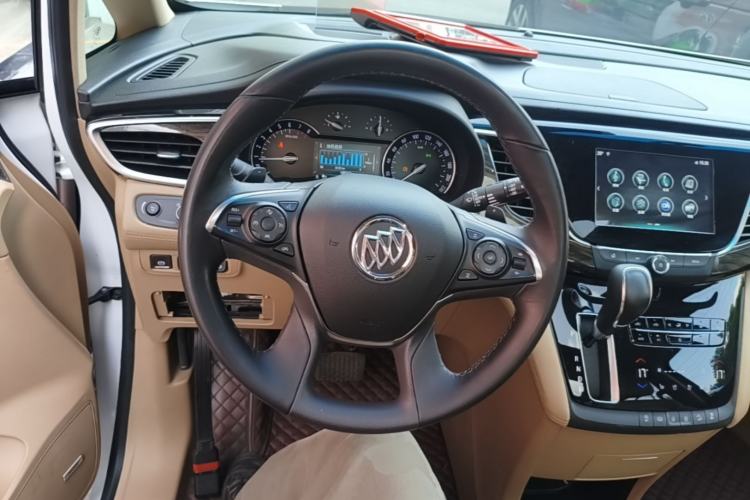 Used Buick GL8 2017 ES 28T Flagship Model China V Standard Steering Wheel